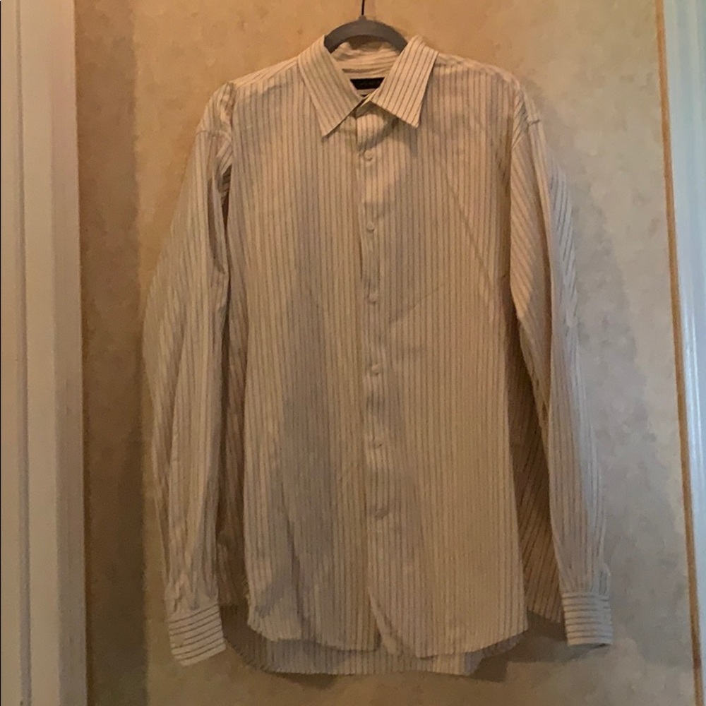Men’s XXL Axist Button Down Shirt